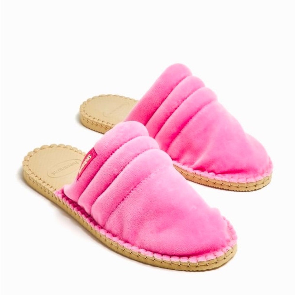 🩵NEW🩵 Havaianas velvet slippers (Pink Velvet)